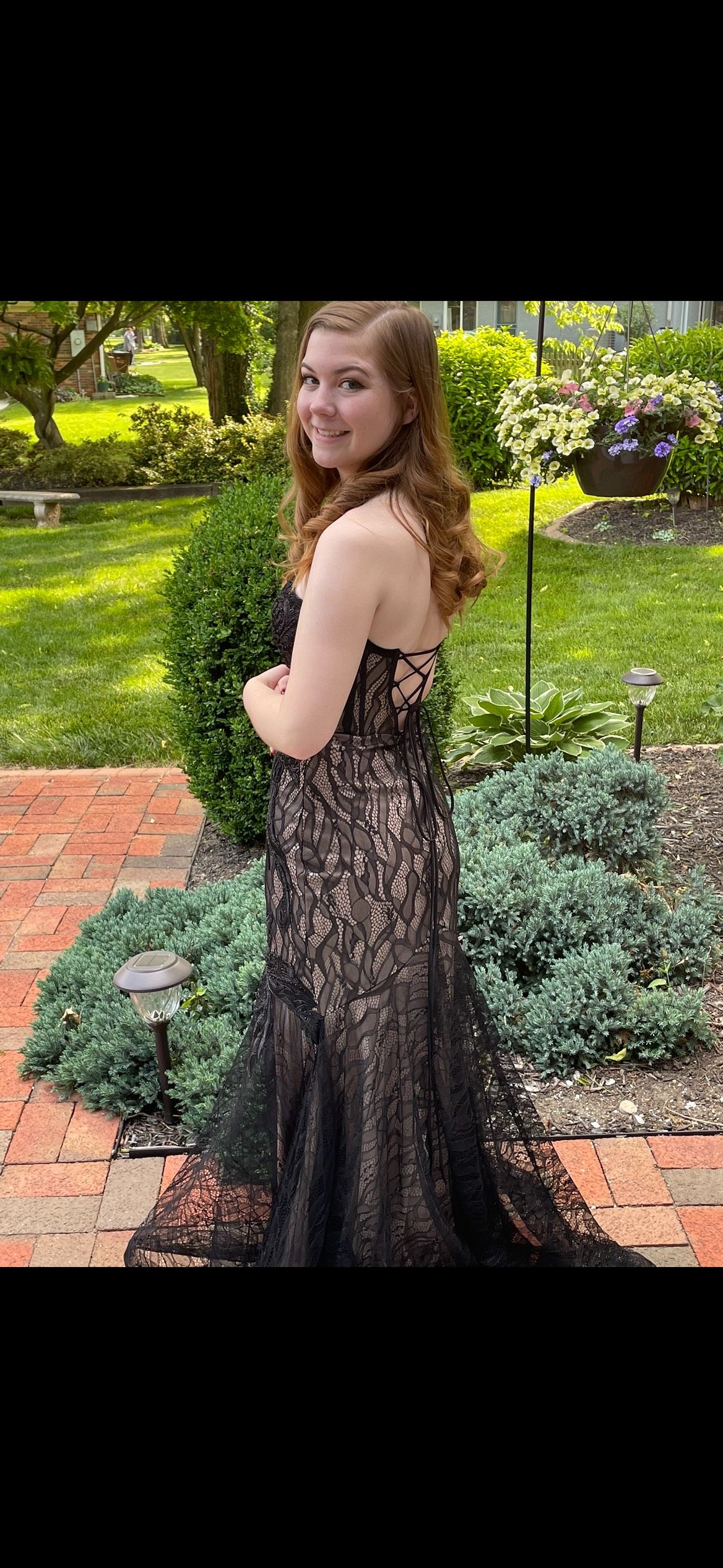 Size 2 Prom Black Mermaid Dress on Queenly