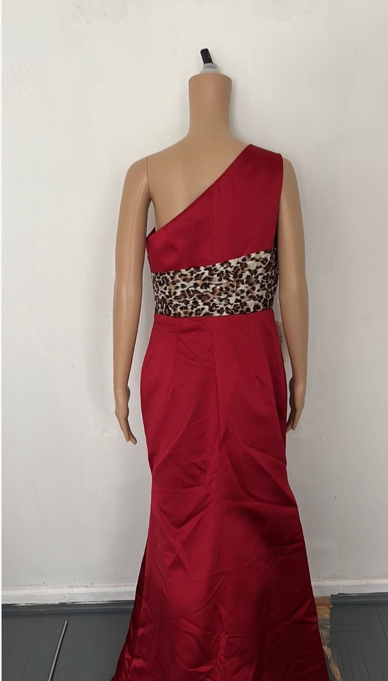 Size 8 Prom Red Formal Jumpsuit on Queenly