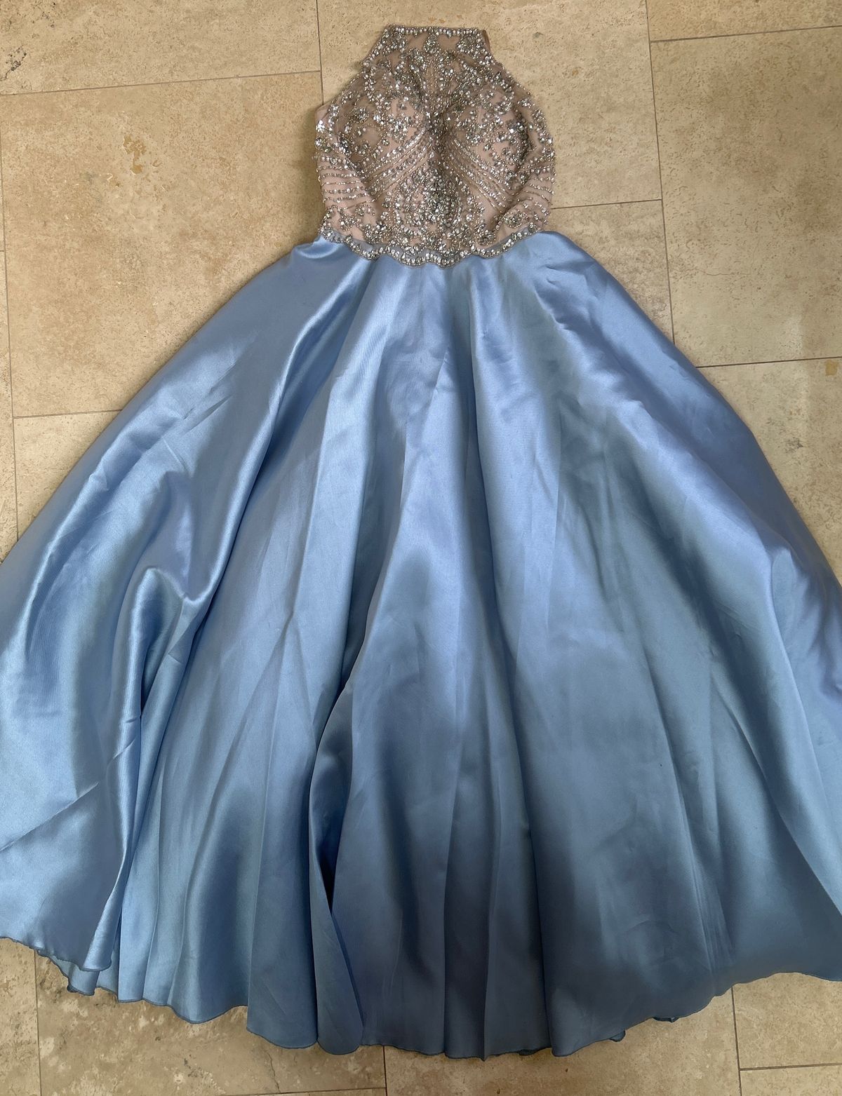 Camille La Vie Size 2 Prom Blue Ball Gown on Queenly
