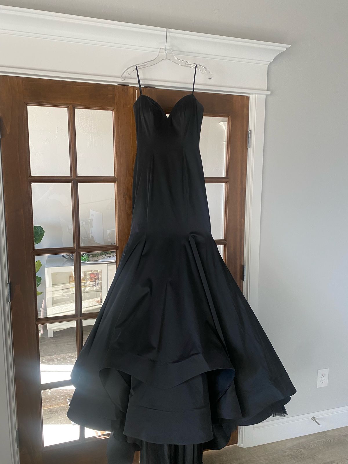 Sherri Hill Size 6 Prom Sequined Black Ball Gown on Queenly