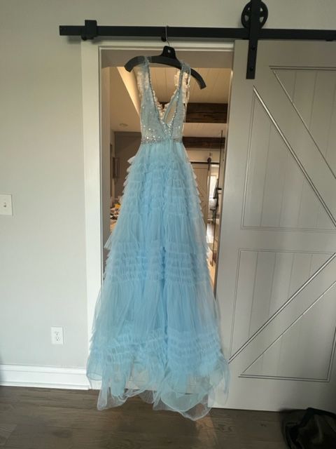 Style 11142 Ashley Lauren Size 0 Prom Plunge Sequined Blue Ball Gown on Queenly