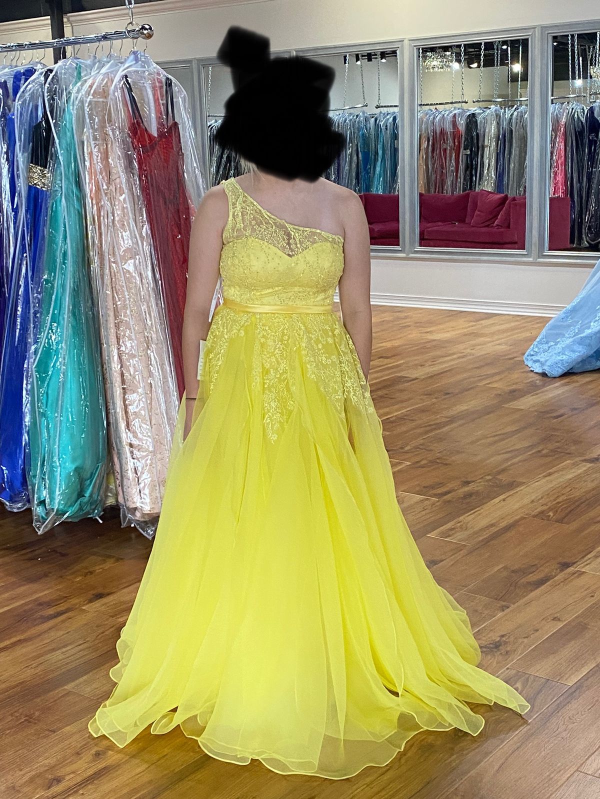 Sherri Hill Size 8 Prom One Shoulder Lace Yellow A-line Dress on Queenly