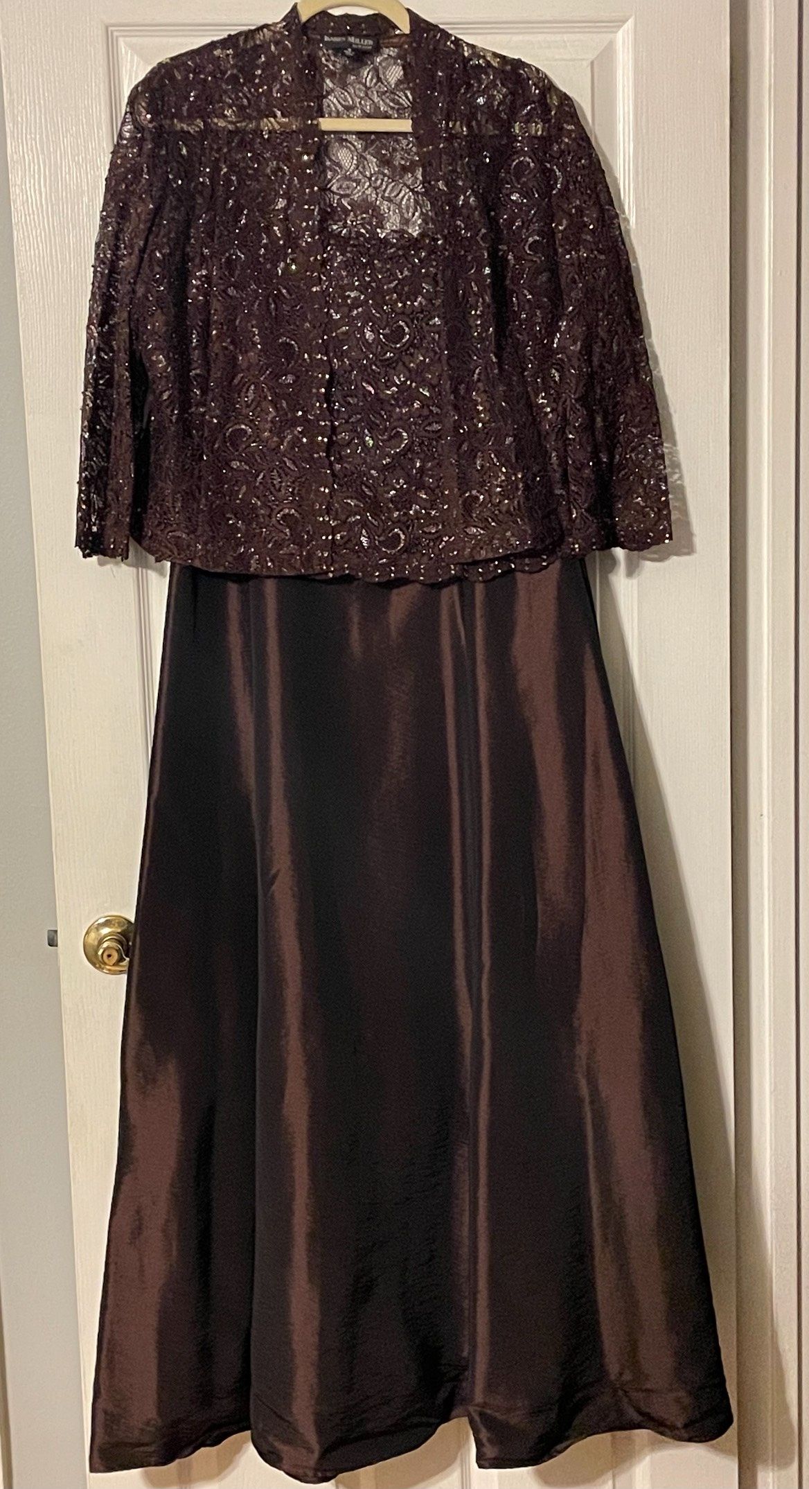 Plus Size 16 Prom Brown A-line Dress on Queenly