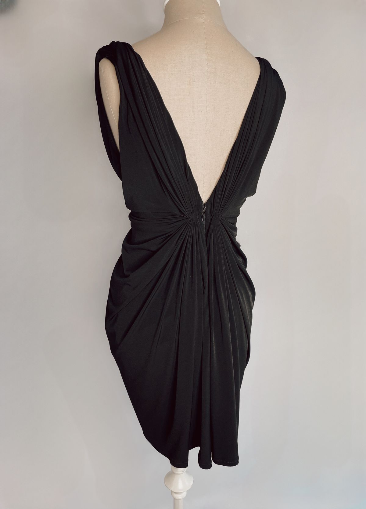 Jovani Size 2 Homecoming Plunge Satin Black Cocktail Dress on Queenly