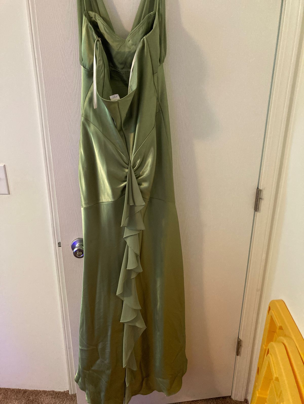 Plus Size 16 Prom Green Mermaid Dress on Queenly