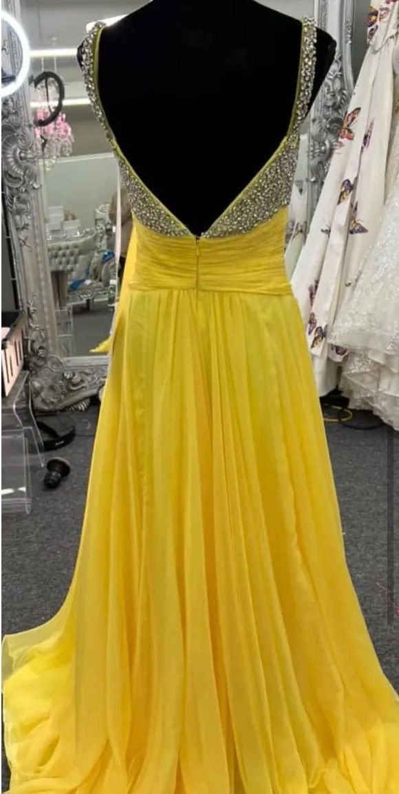 Rachel Allan Size 6 Prom Yellow A-line Dress on Queenly