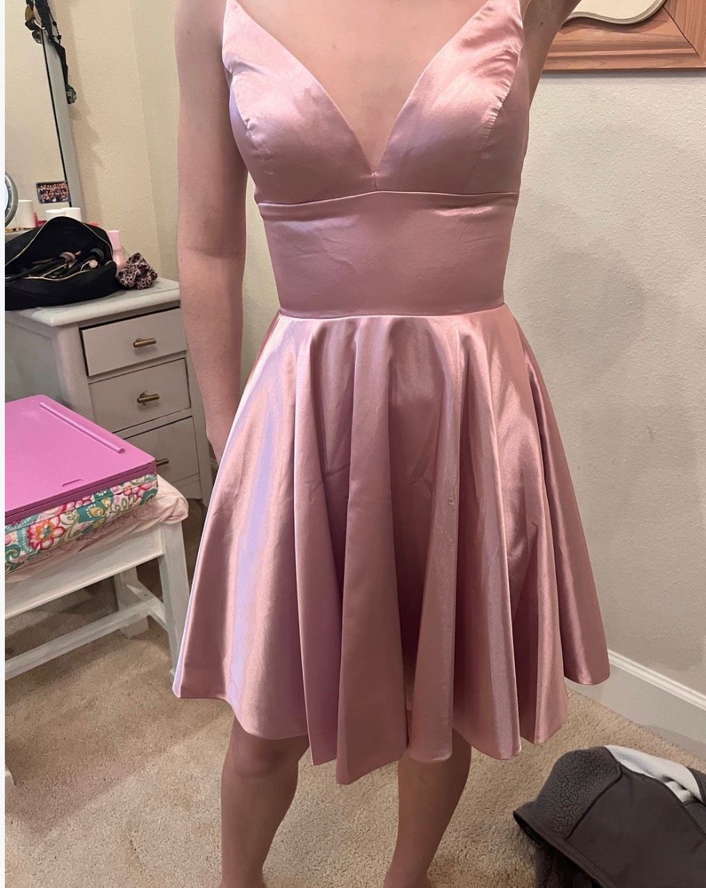 Sherri Hill Size 00 Prom Plunge Satin Rose Gold Cocktail Dress on Queenly