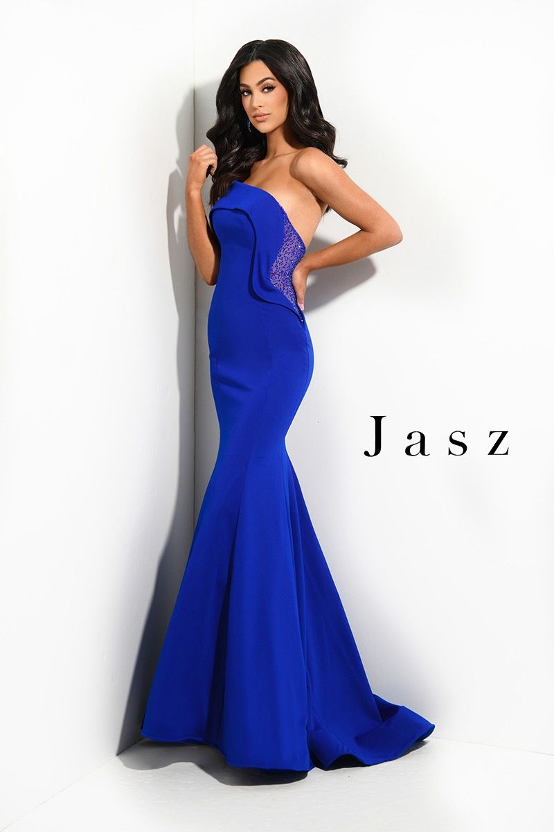 Style 7300 Jasz Couture Size 8 Royal Blue Mermaid Dress on Queenly