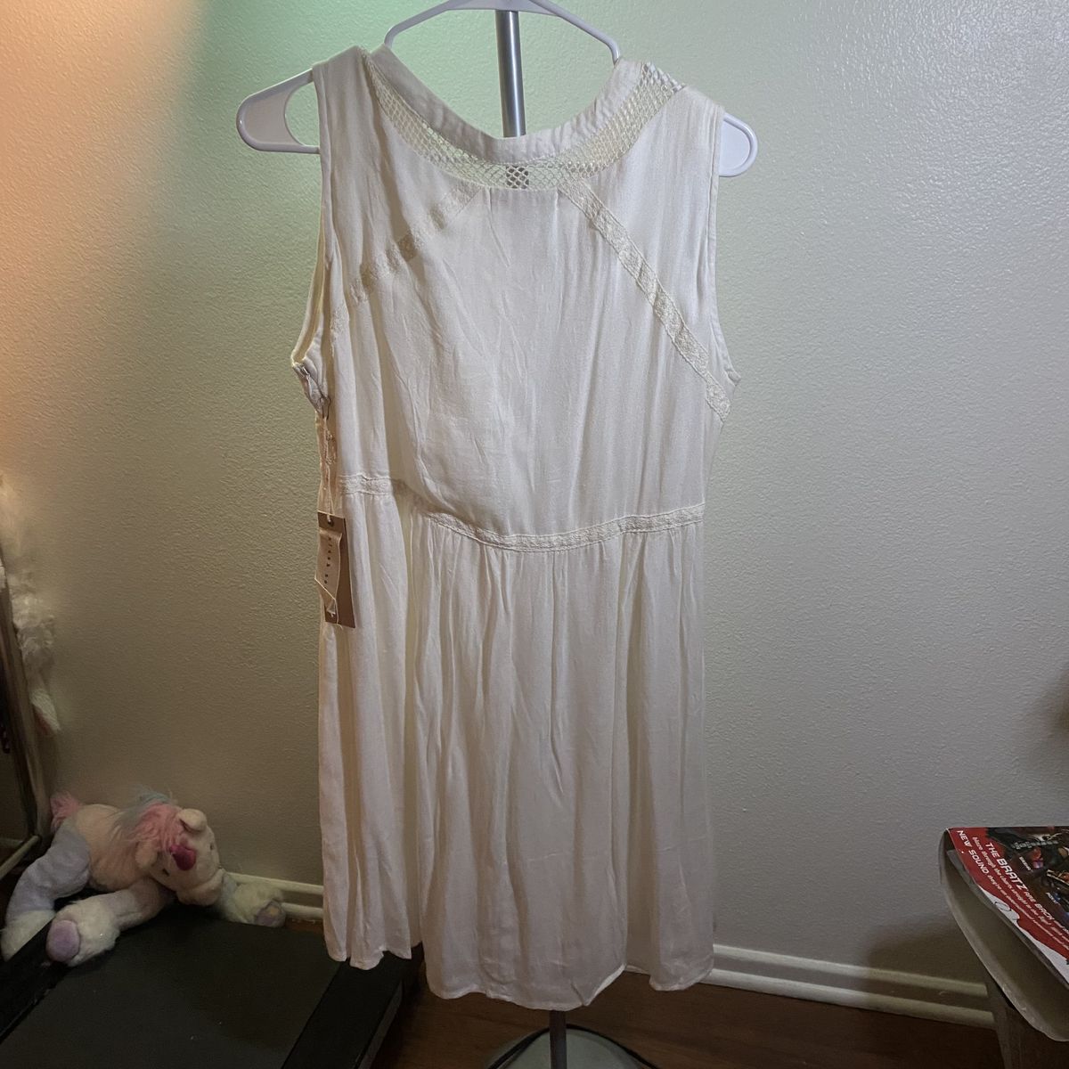 Size L Nightclub White Floor Length Maxi on Queenly