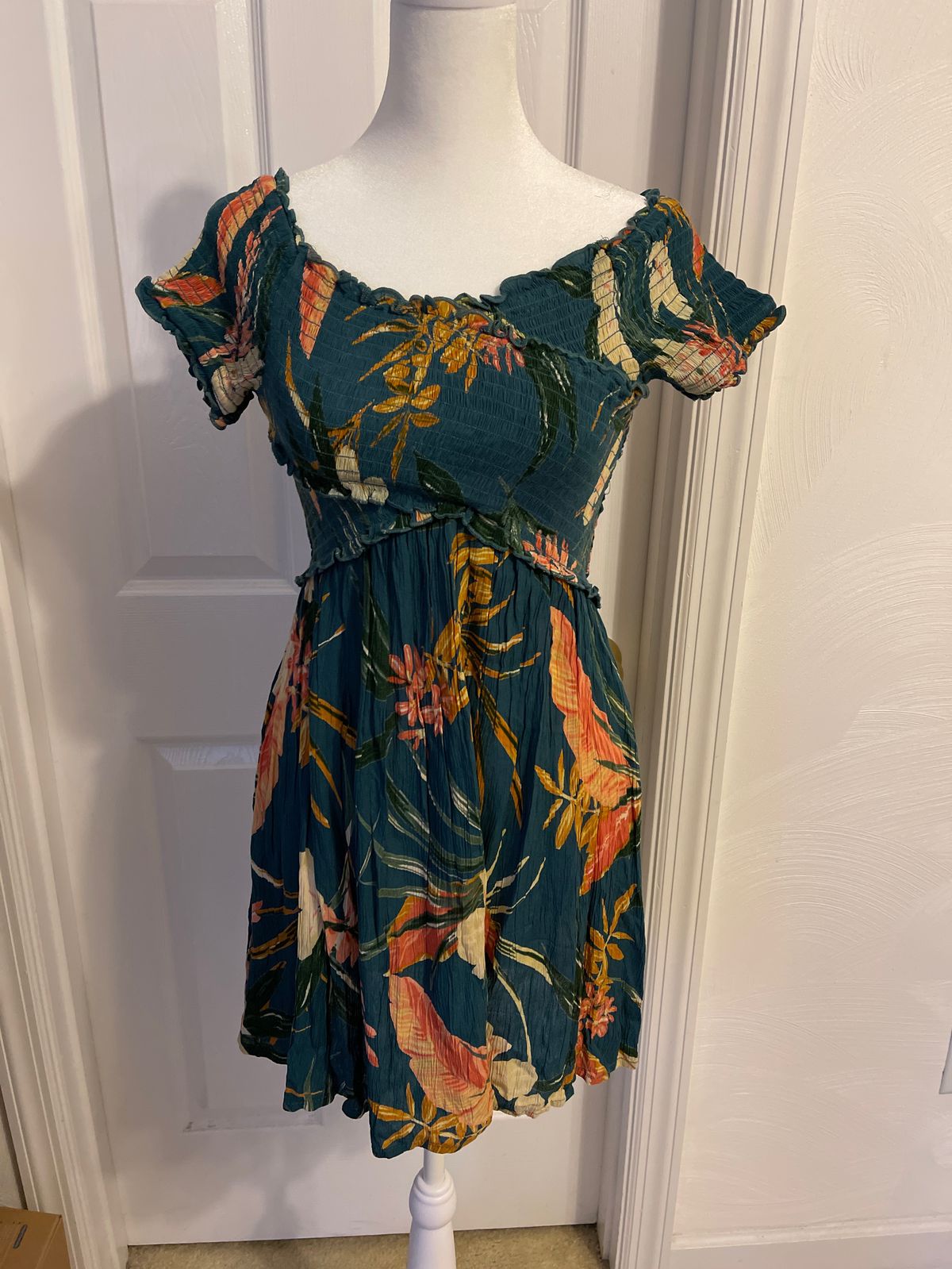 Size 0 Green Cocktail Dress on Queenly