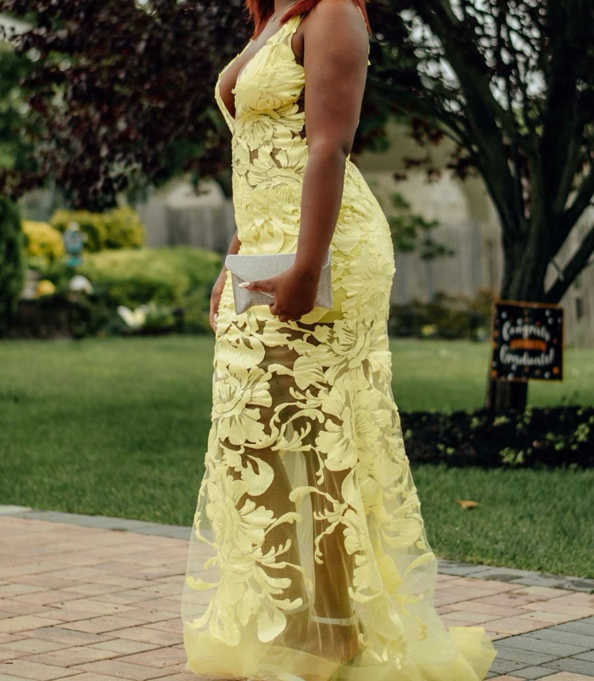 Size 10 Prom Yellow Mermaid Dress on Queenly