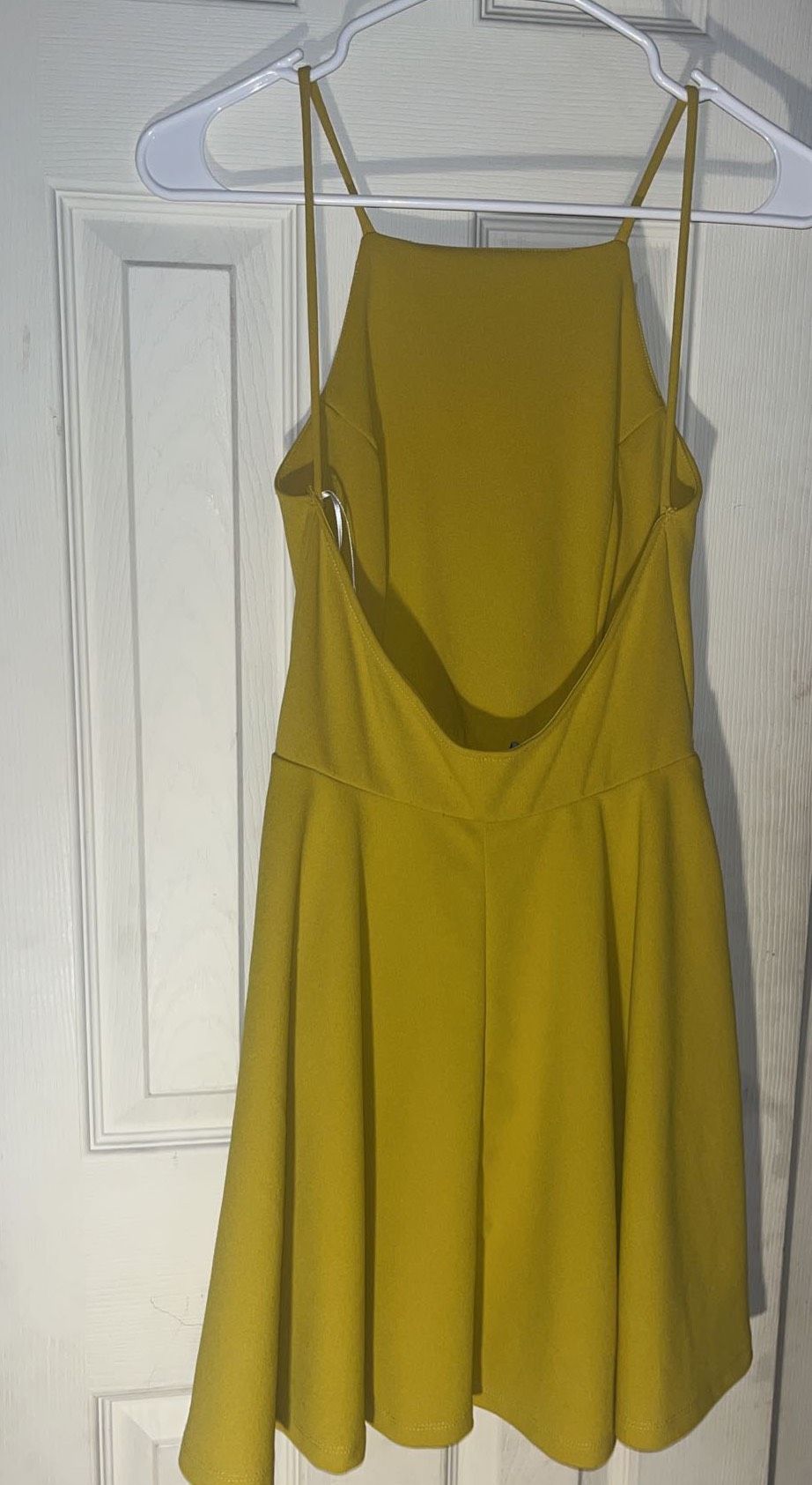 Size XS Prom Yellow A-line Dress on Queenly
