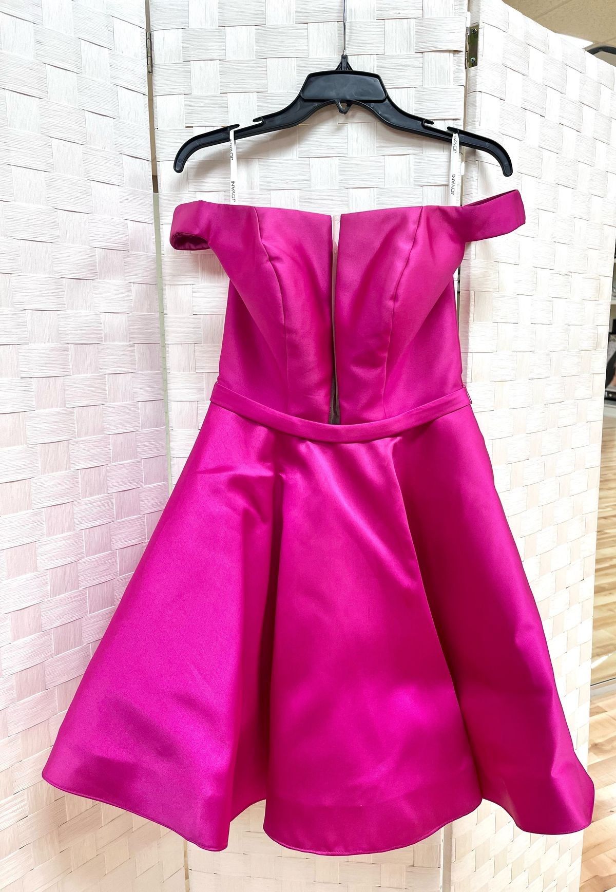 Jovani Size 6 Homecoming Plunge Satin Hot Pink Cocktail Dress on Queenly
