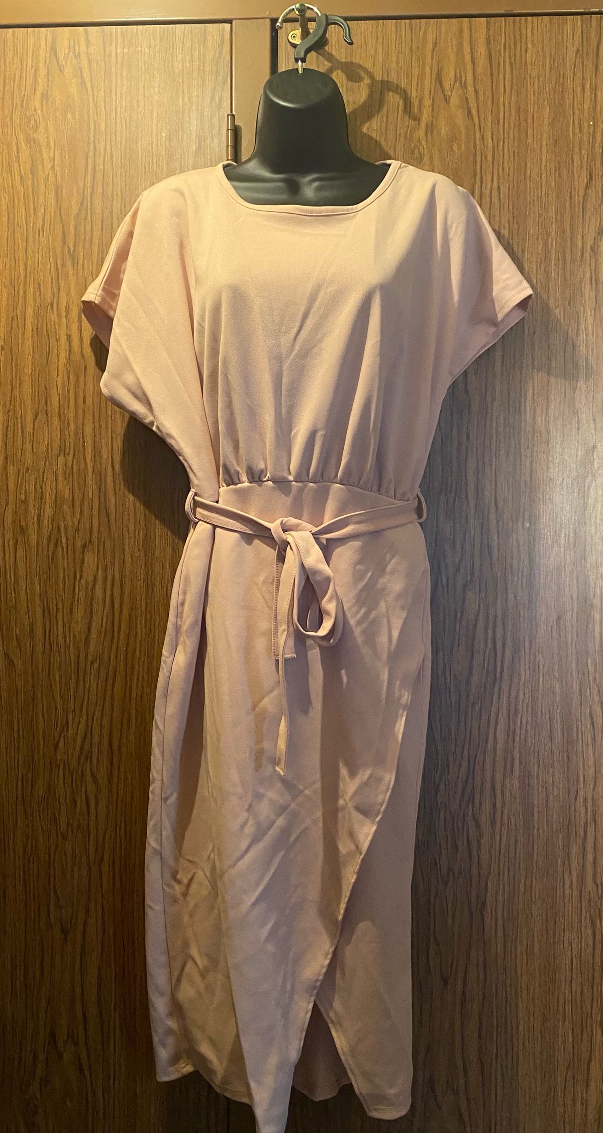 Pretty Little Thing Size L Wedding Guest Nude Mermaid Dress on Queenly
