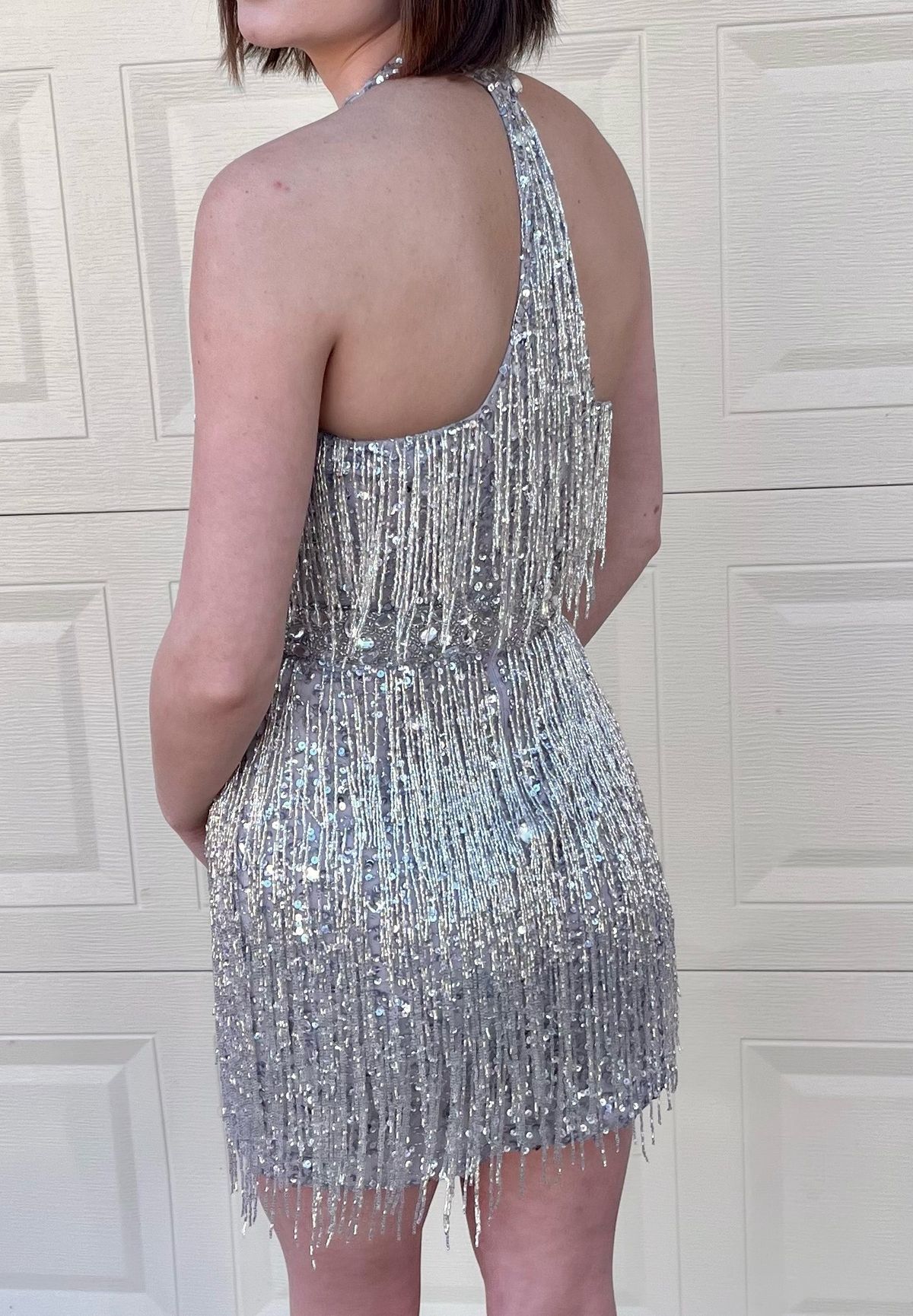 Aleta Size 0 Prom Sequined Silver Cocktail Dress on Queenly