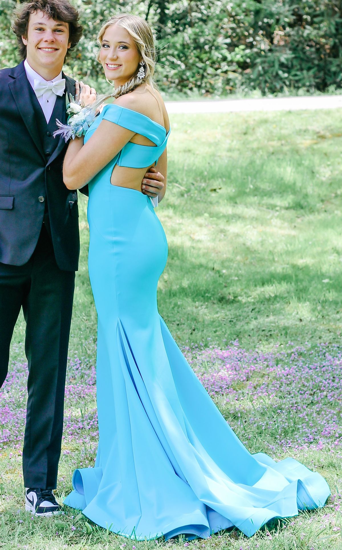 Ashley Lauren Size 6 Prom Blue Mermaid Dress on Queenly