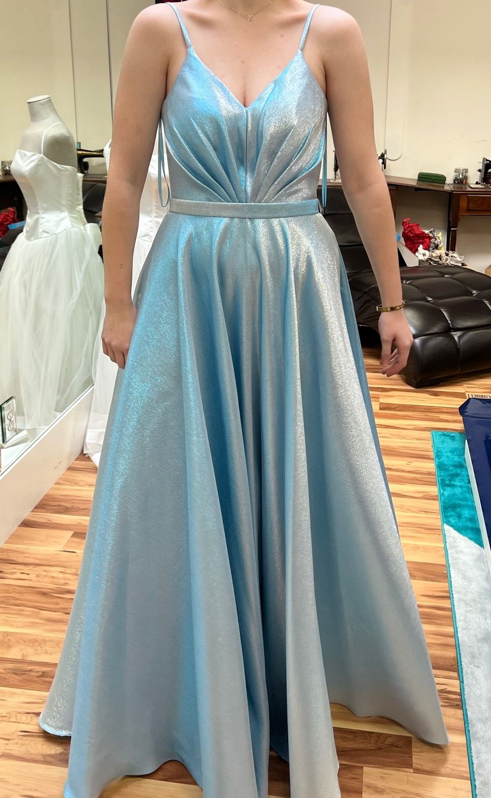 Size 8 Prom Blue Ball Gown on Queenly