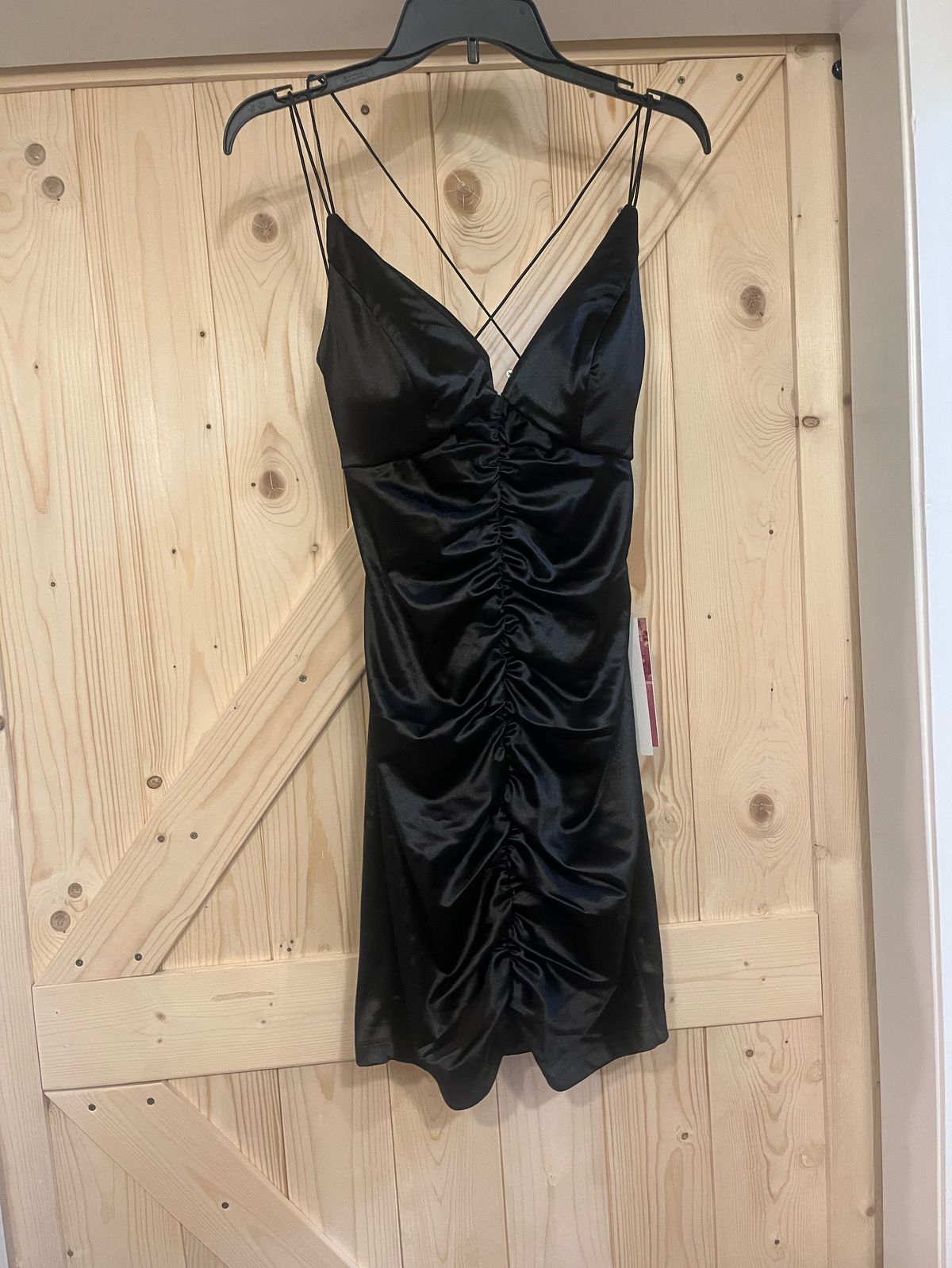 Size M Homecoming Black Cocktail Dress on Queenly