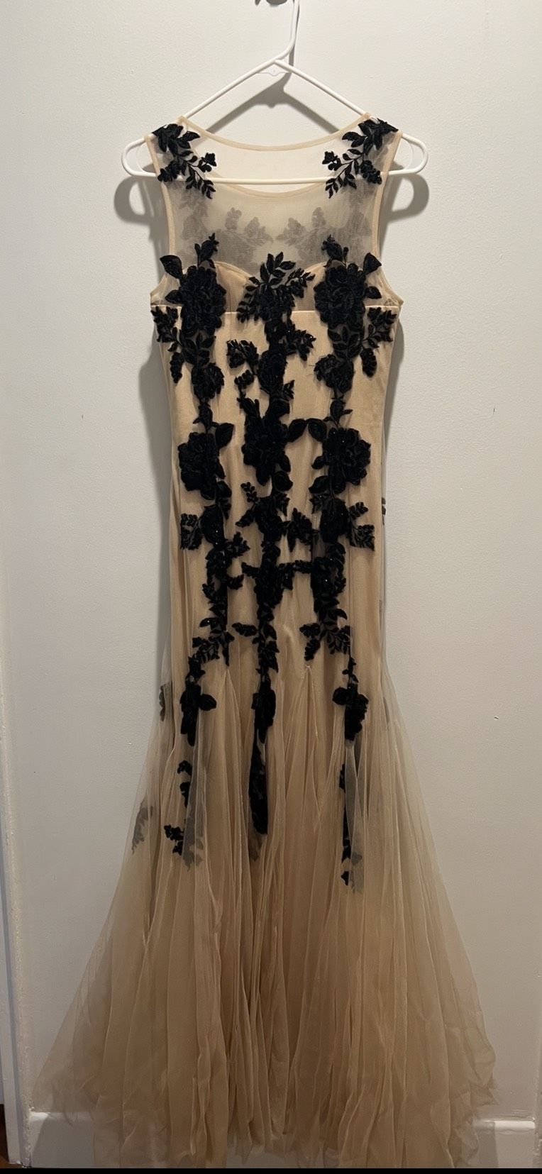Milano Formals Size 6 Prom Nude Floor Length Maxi on Queenly