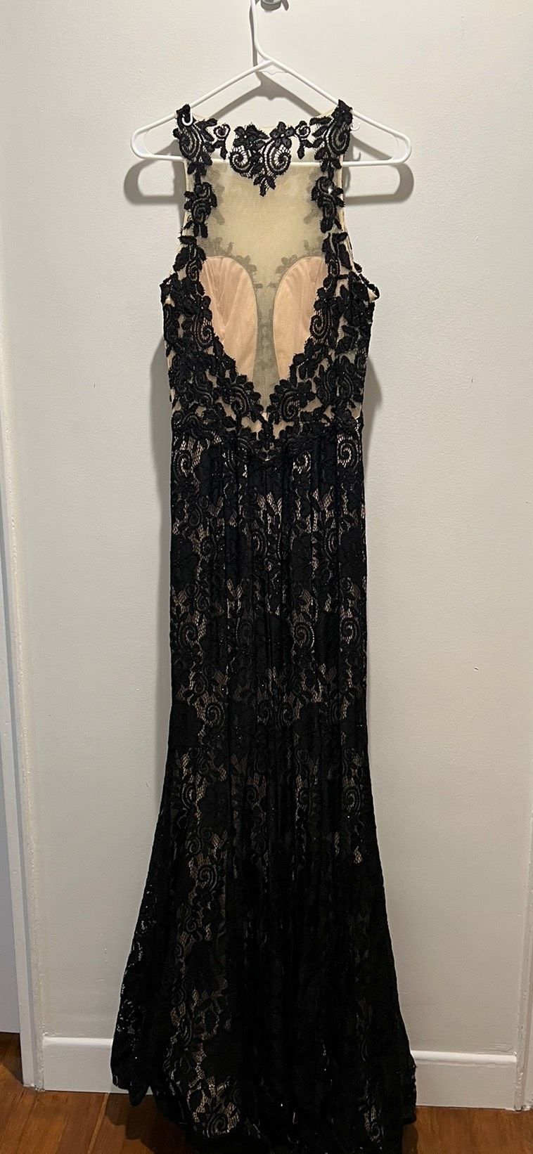 Size 10 Prom Lace Black Floor Length Maxi on Queenly