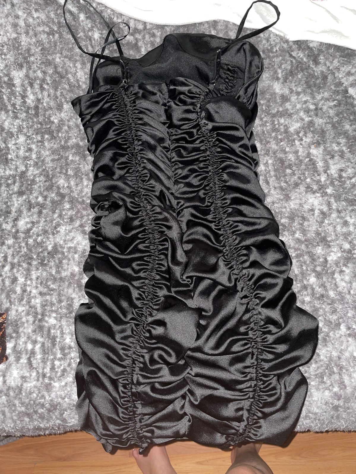 Forever 21 Size M Prom Black Cocktail Dress on Queenly