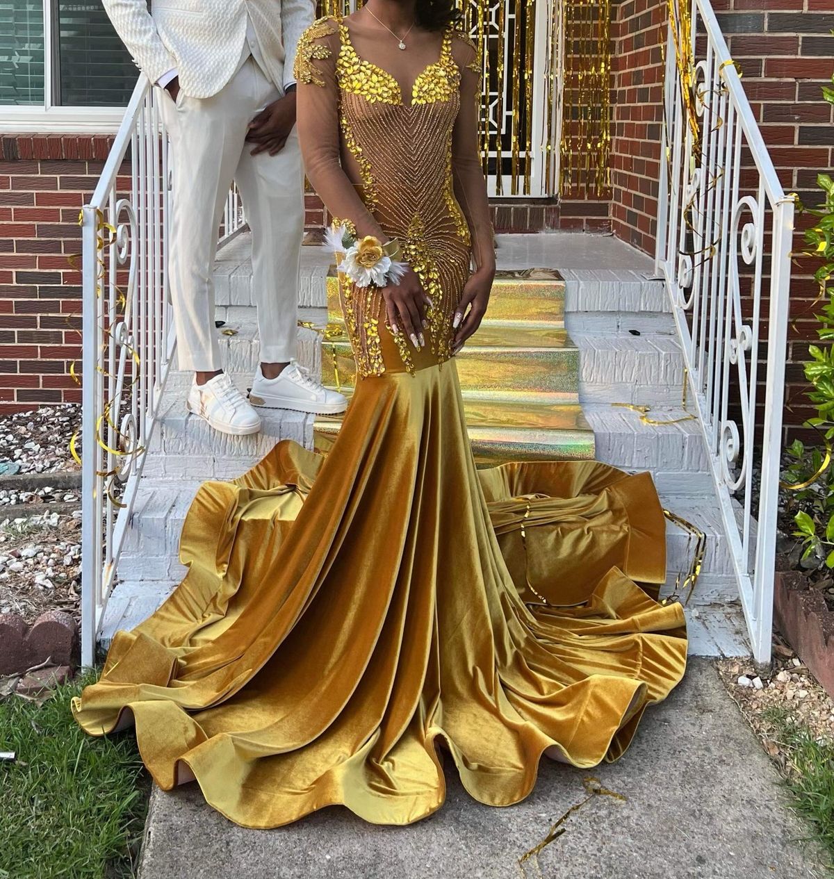 Size S Prom Gold Ball Gown on Queenly