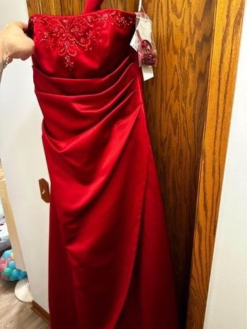 Size 6 Prom Red Floor Length Maxi on Queenly