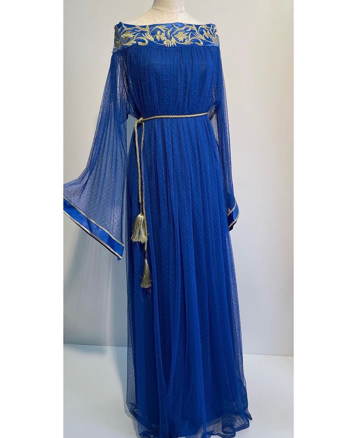 Size M Wedding Guest Blue Floor Length Maxi on Queenly