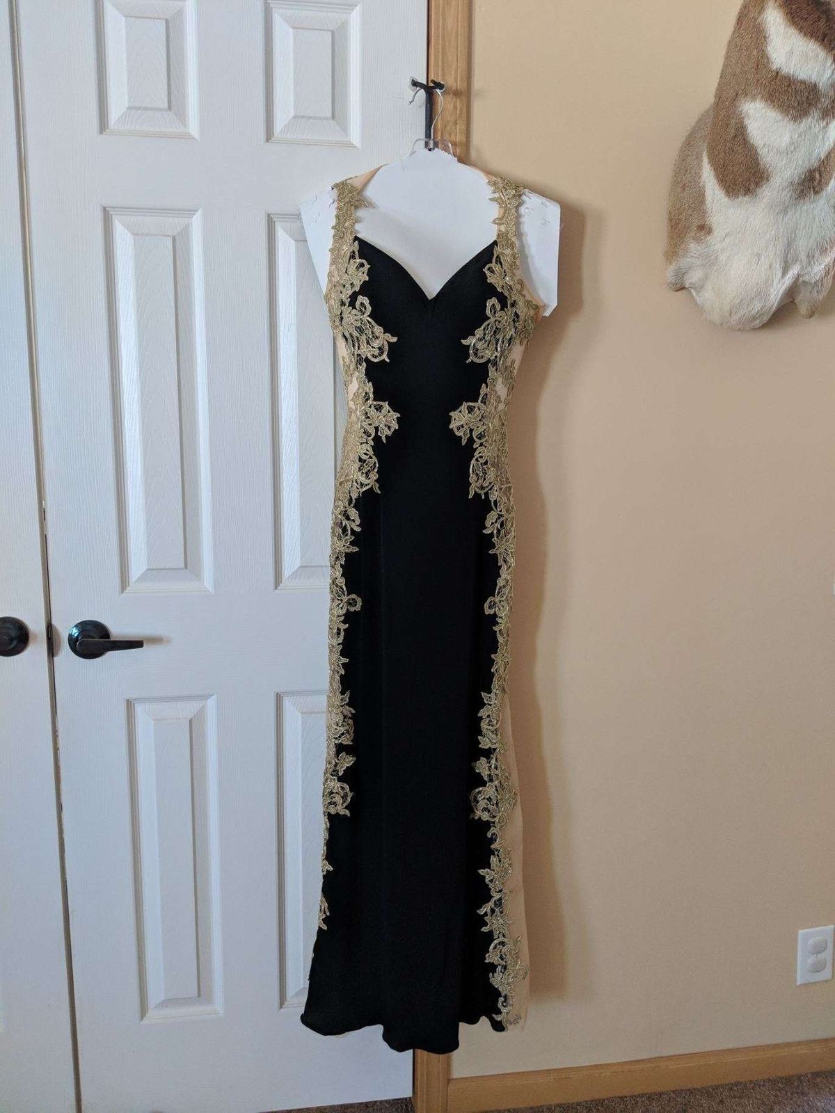 JVN by Jovani Size 2 Lace Black Floor Length Maxi on Queenly
