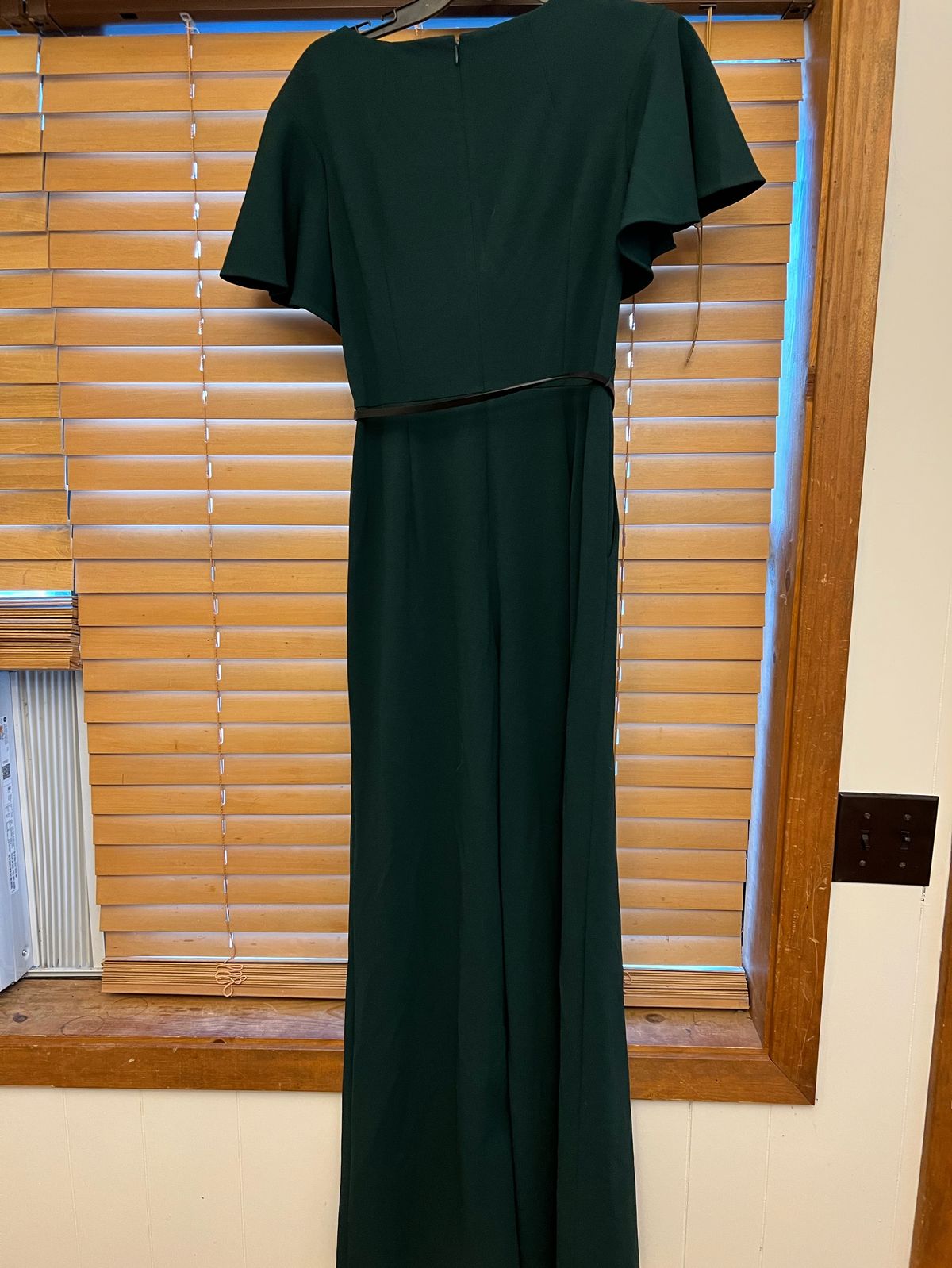 Calvin Klein Size 4 Prom Green Formal Jumpsuit on Queenly