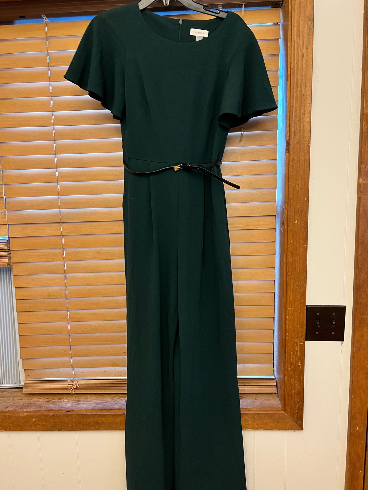 Calvin Klein Size 4 Prom Green Formal Jumpsuit on Queenly
