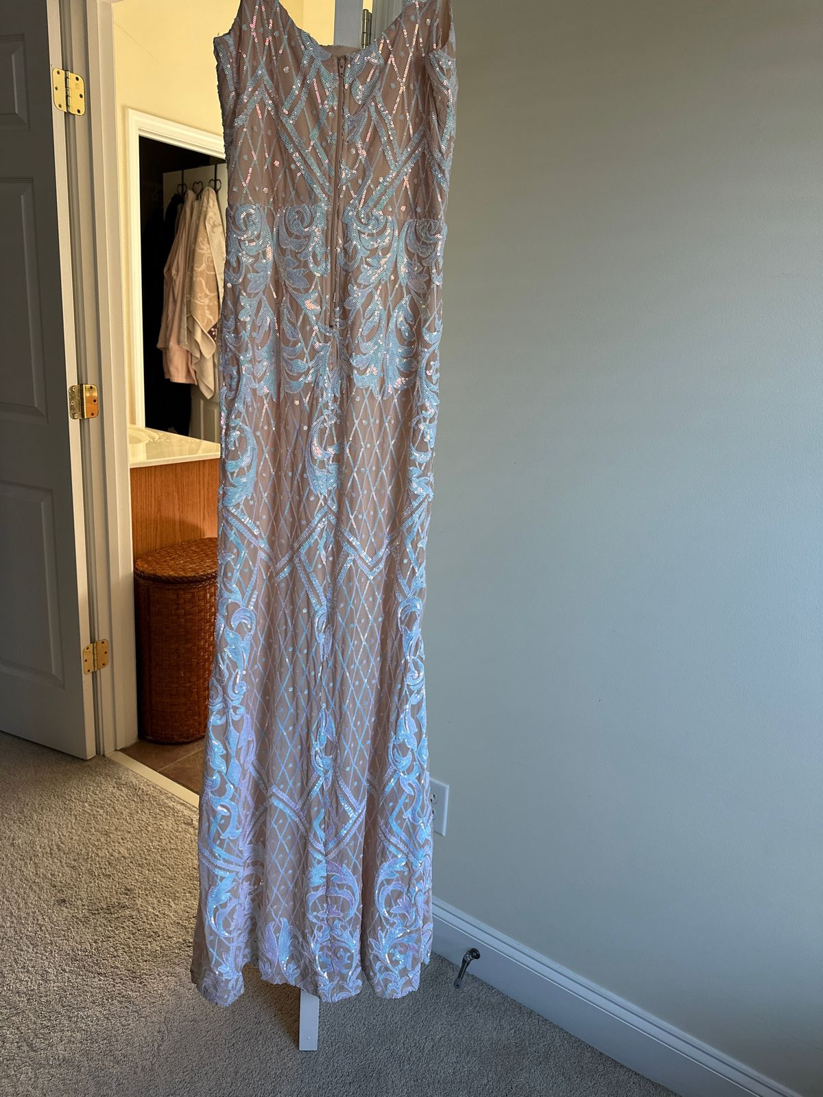 Windsor Size L Prom Nude Mermaid Dress on Queenly