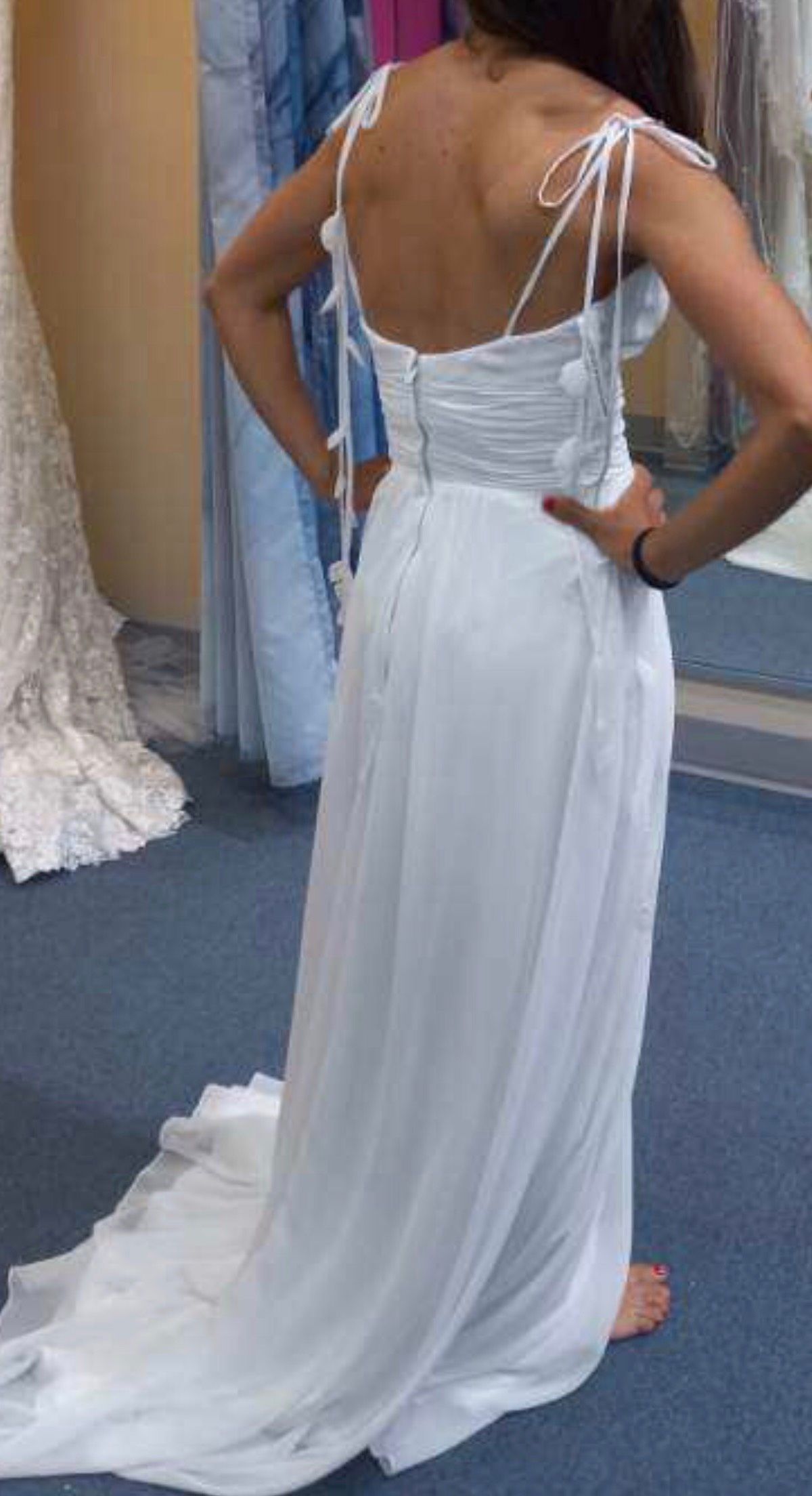 Size 0 Wedding White Floor Length Maxi on Queenly