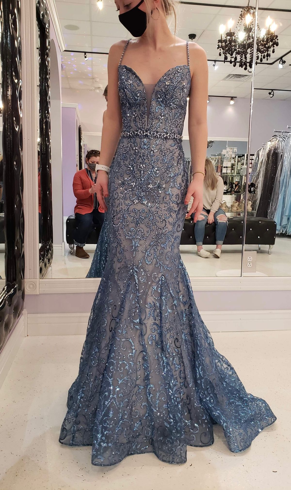 Ellie Wilde Size 0 Prom Blue Mermaid Dress on Queenly