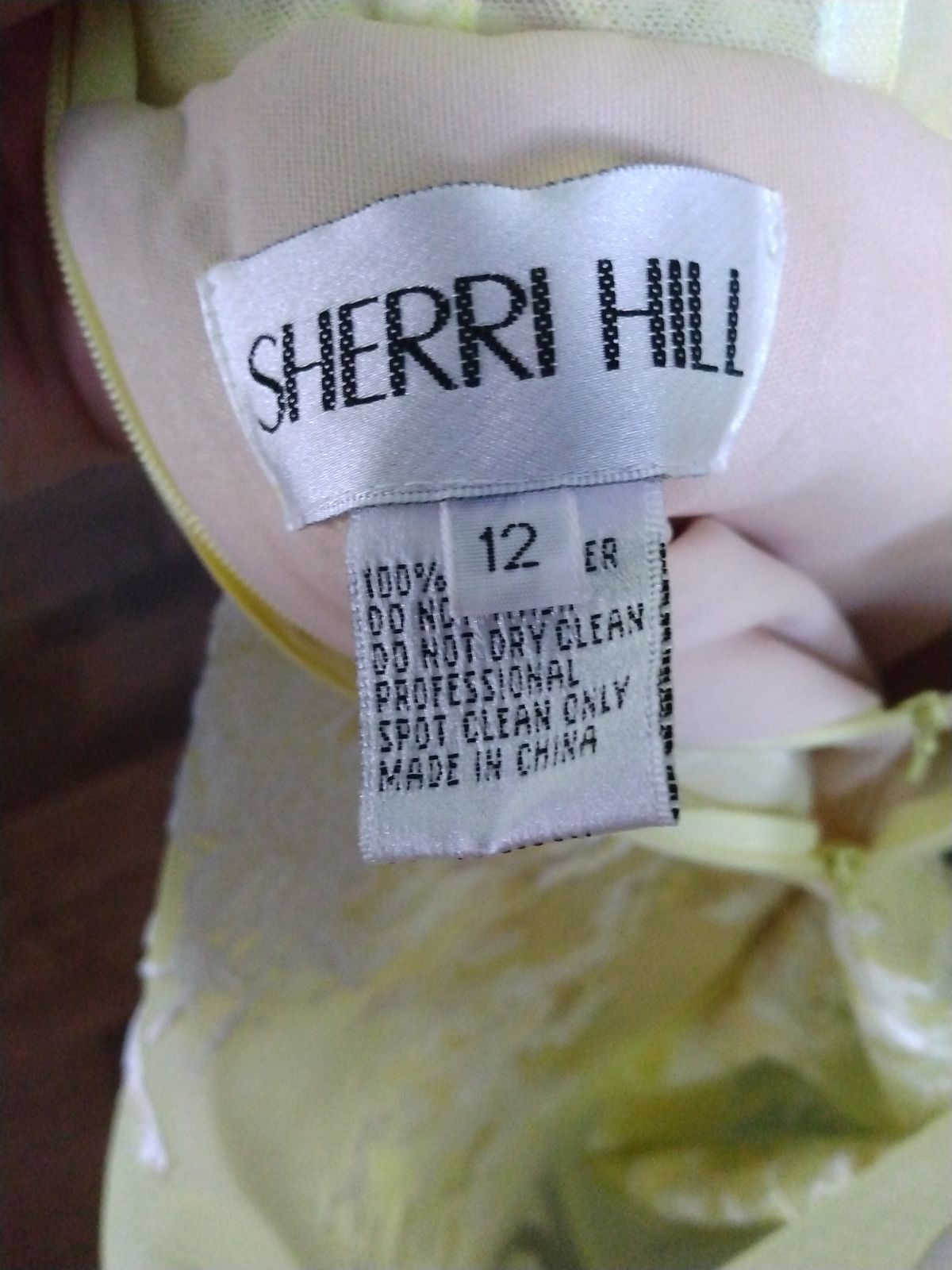 Sherri Hill Size 12 Prom Lace Yellow Ball Gown on Queenly