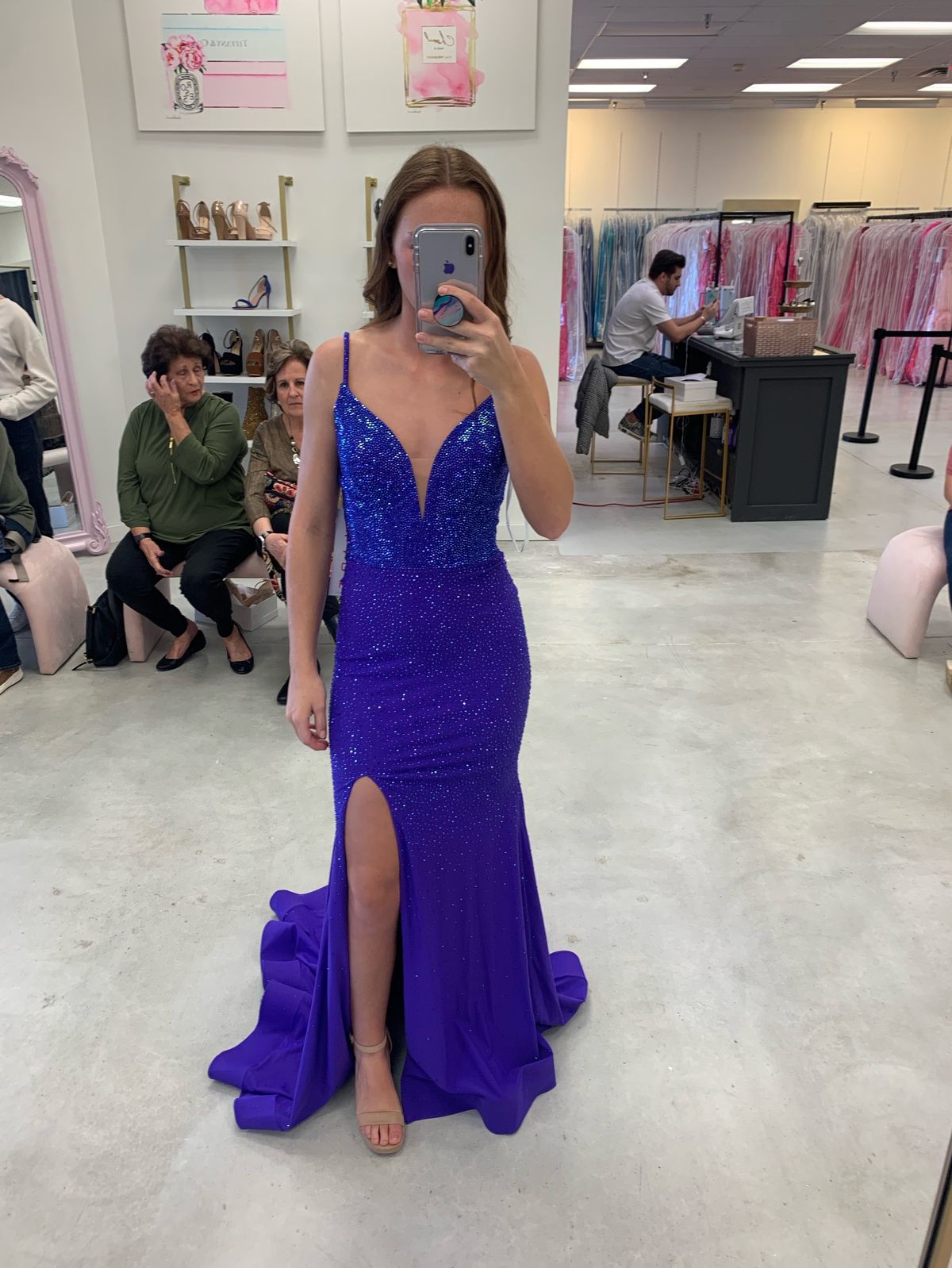 Ellie Wilde Size 6 Prom Purple Side Slit Dress on Queenly