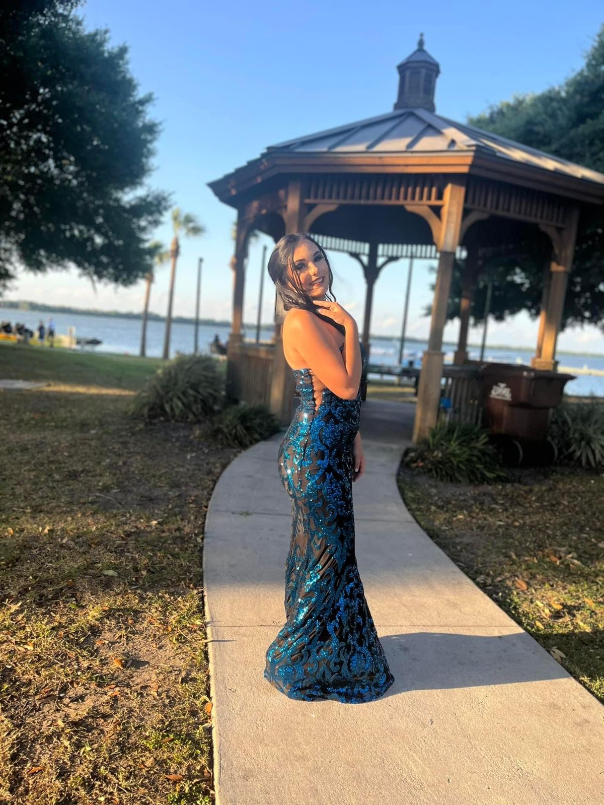 Size M Prom Blue Mermaid Dress on Queenly