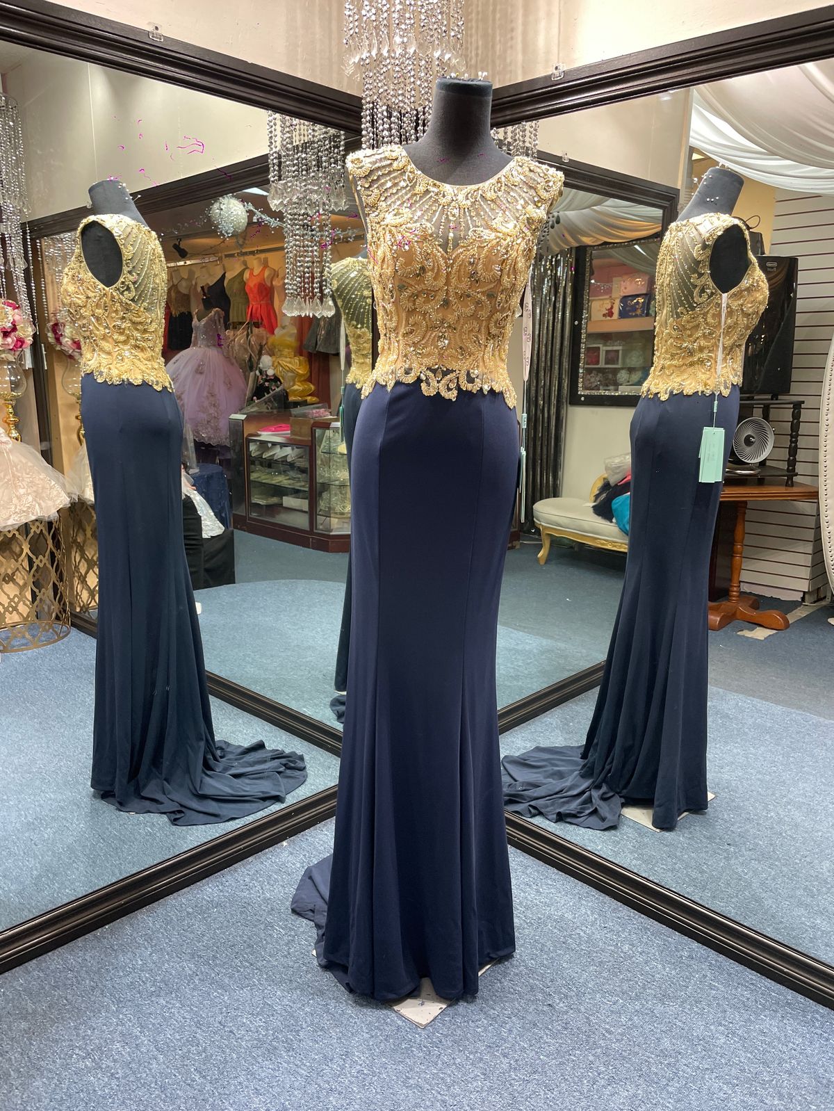 Queenly | Buy and sell prom, pageant, and formal dresses