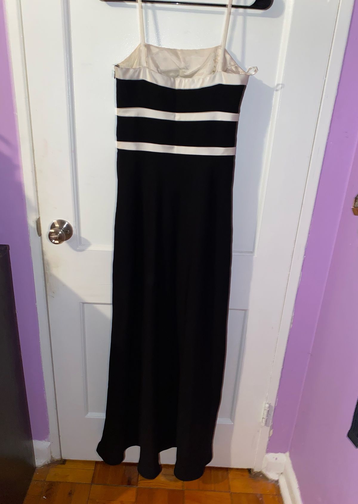 Ann taylor Size XS Wedding Guest Black Floor Length Maxi on Queenly