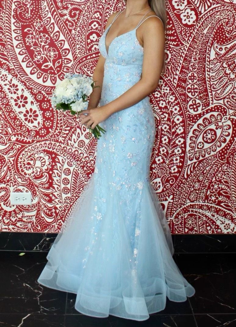 Amarra Size 4 Prom Blue Mermaid Dress on Queenly