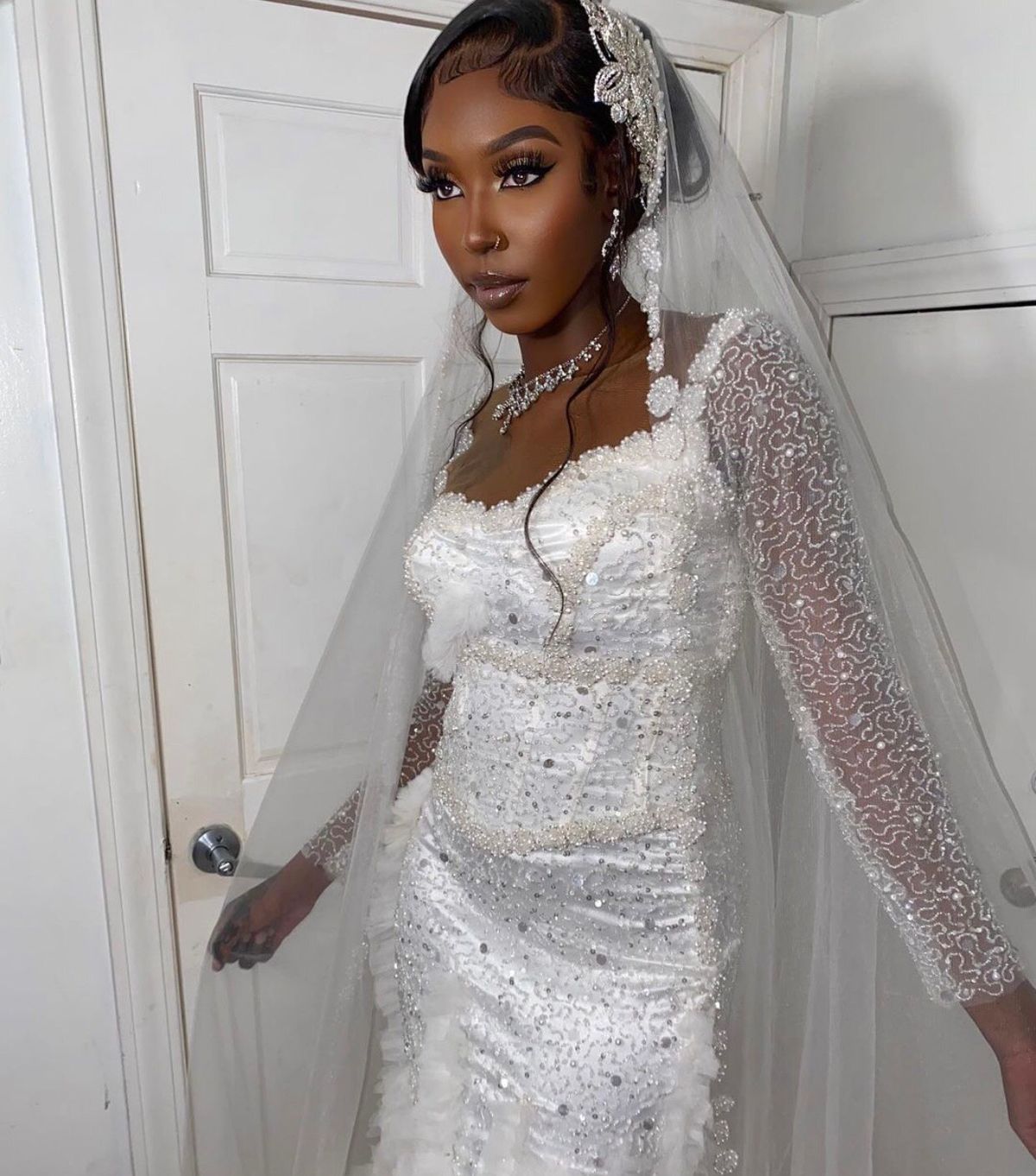 Size M Wedding White Mermaid Dress on Queenly