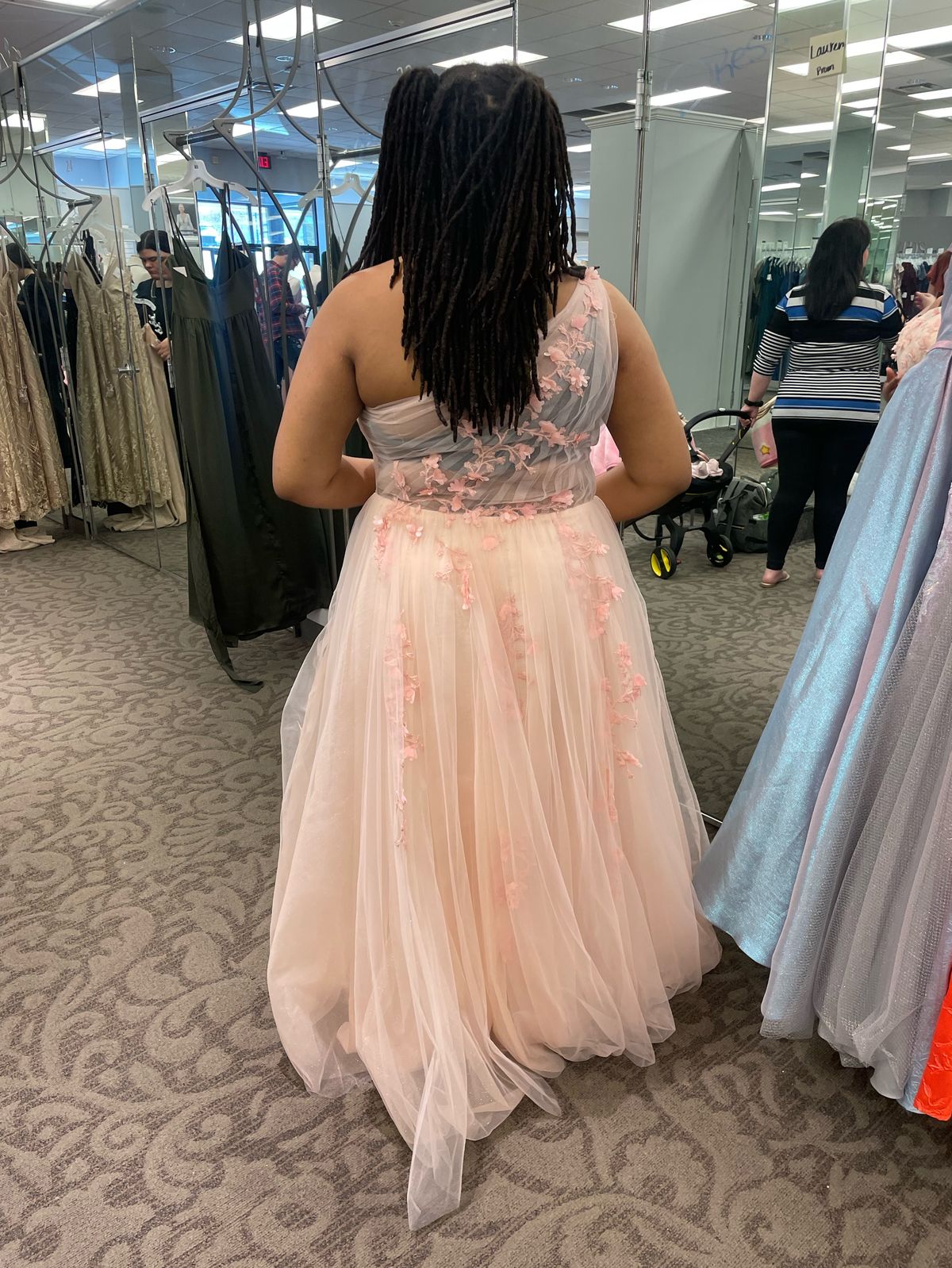 David's Bridal Plus Size 20 Prom Pink A-line Dress on Queenly
