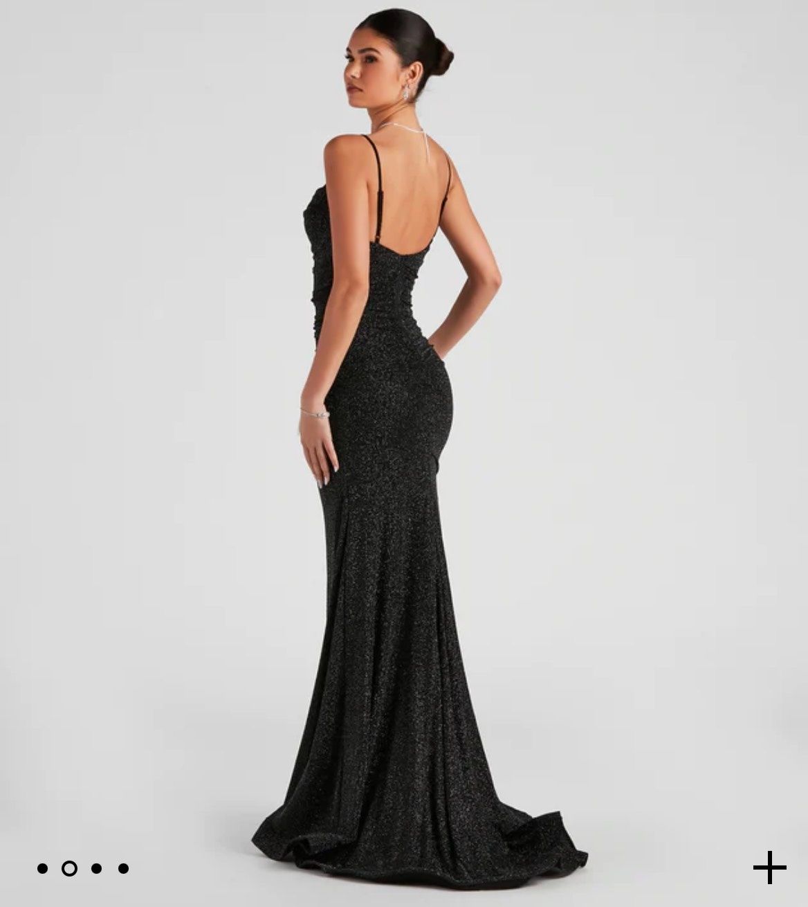 Windsor Size M Prom Black Mermaid Dress on Queenly