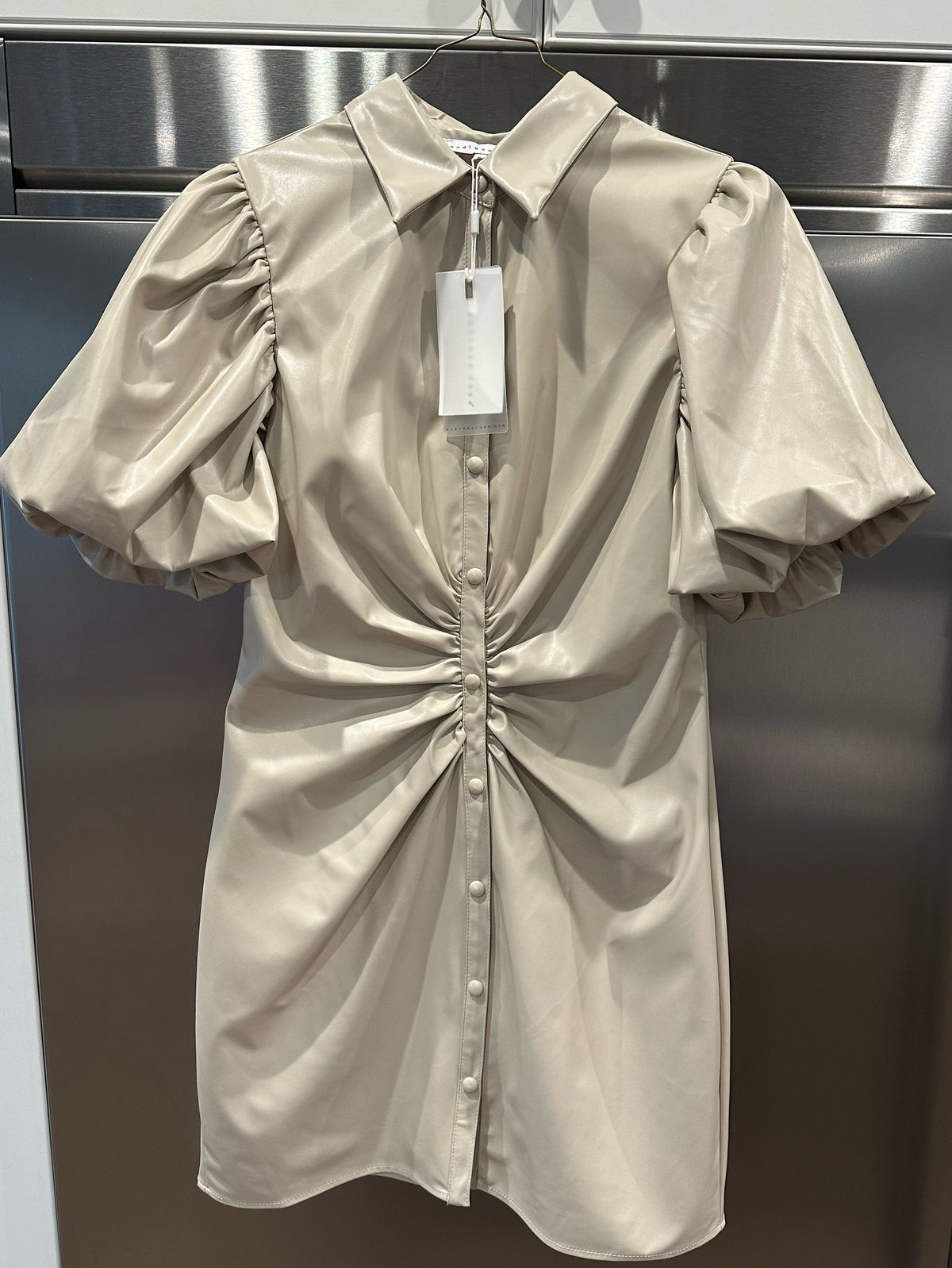 Size 4 Nude Cocktail Dress on Queenly