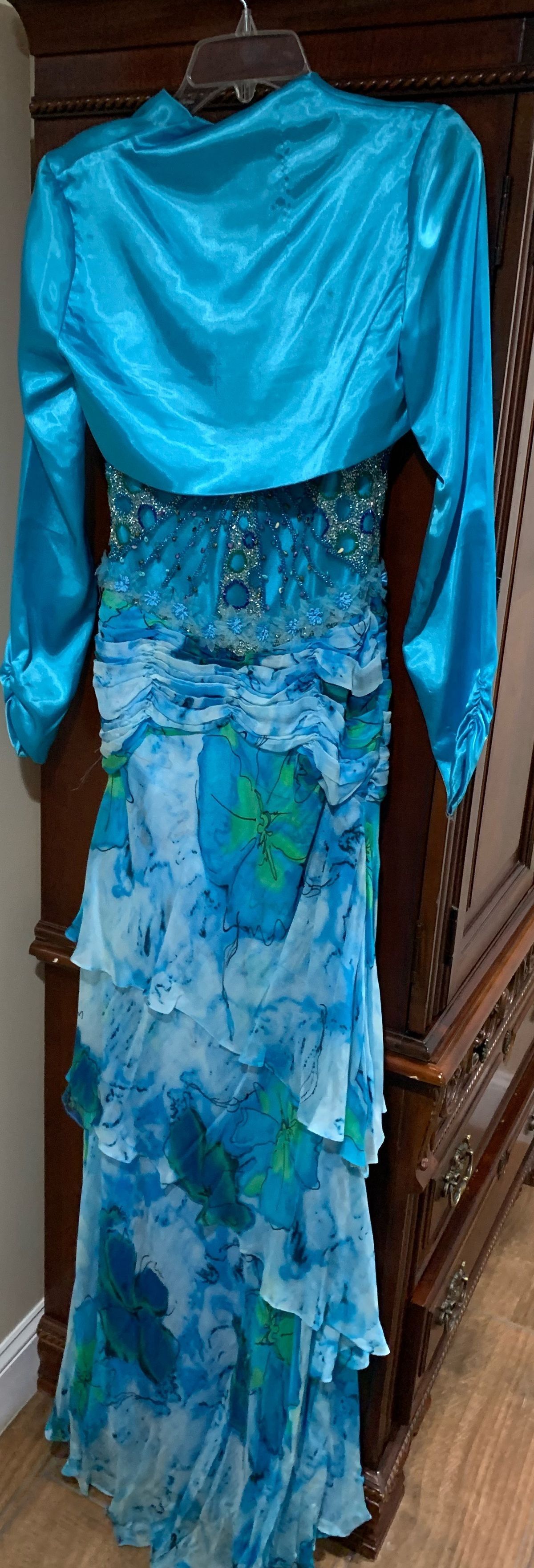 Size M Prom Blue A-line Dress on Queenly