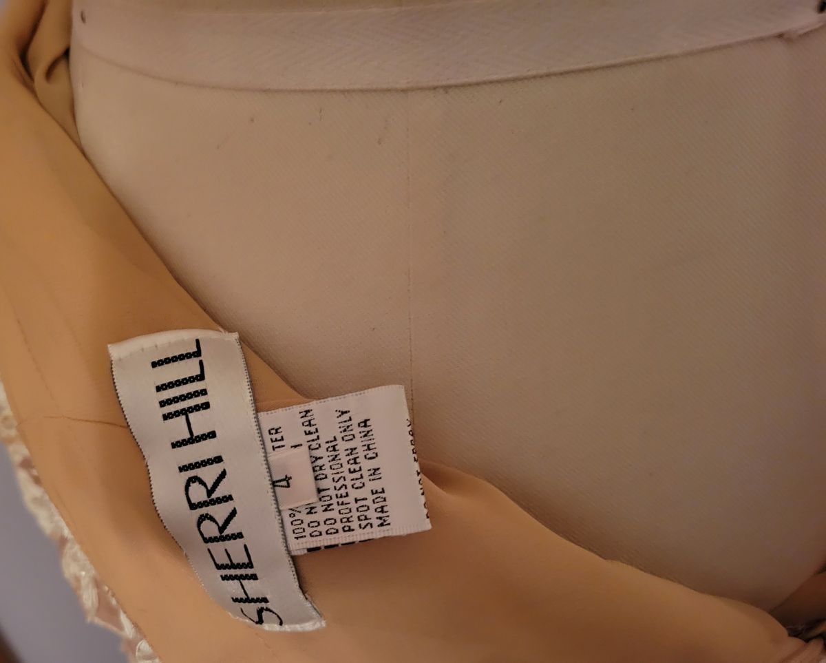 Sherri Hill Size 4 Nude Cocktail Dress on Queenly