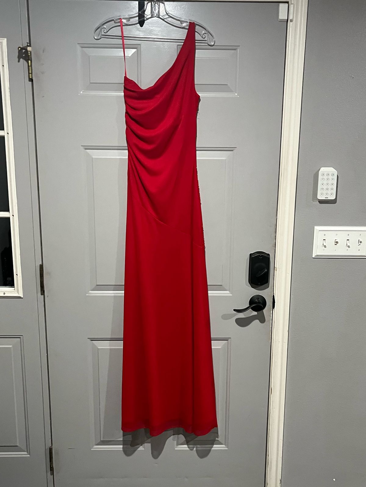 Size 6 Red Side Slit Dress on Queenly