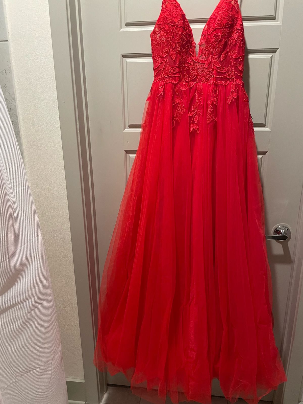 Ladivine Size 4 Prom Red A-line Dress on Queenly