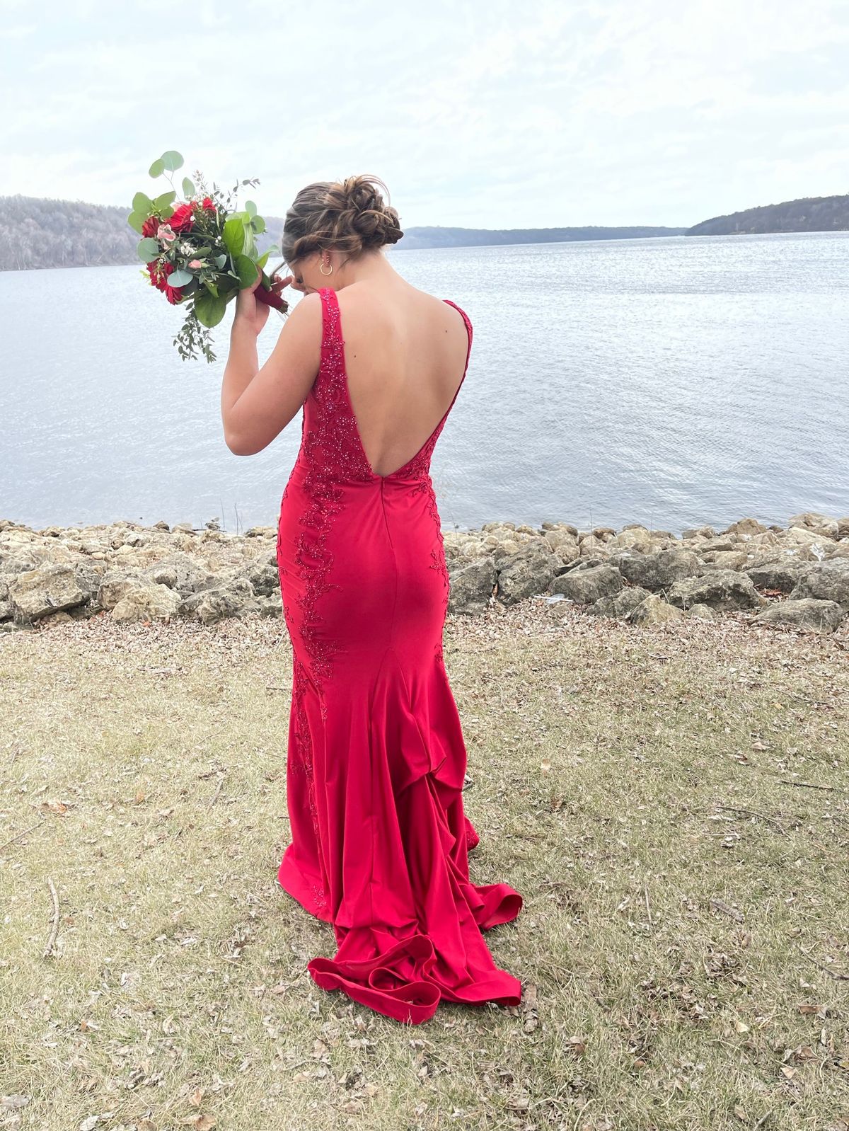 Ellie Wilde Size 6 Prom Red Mermaid Dress on Queenly