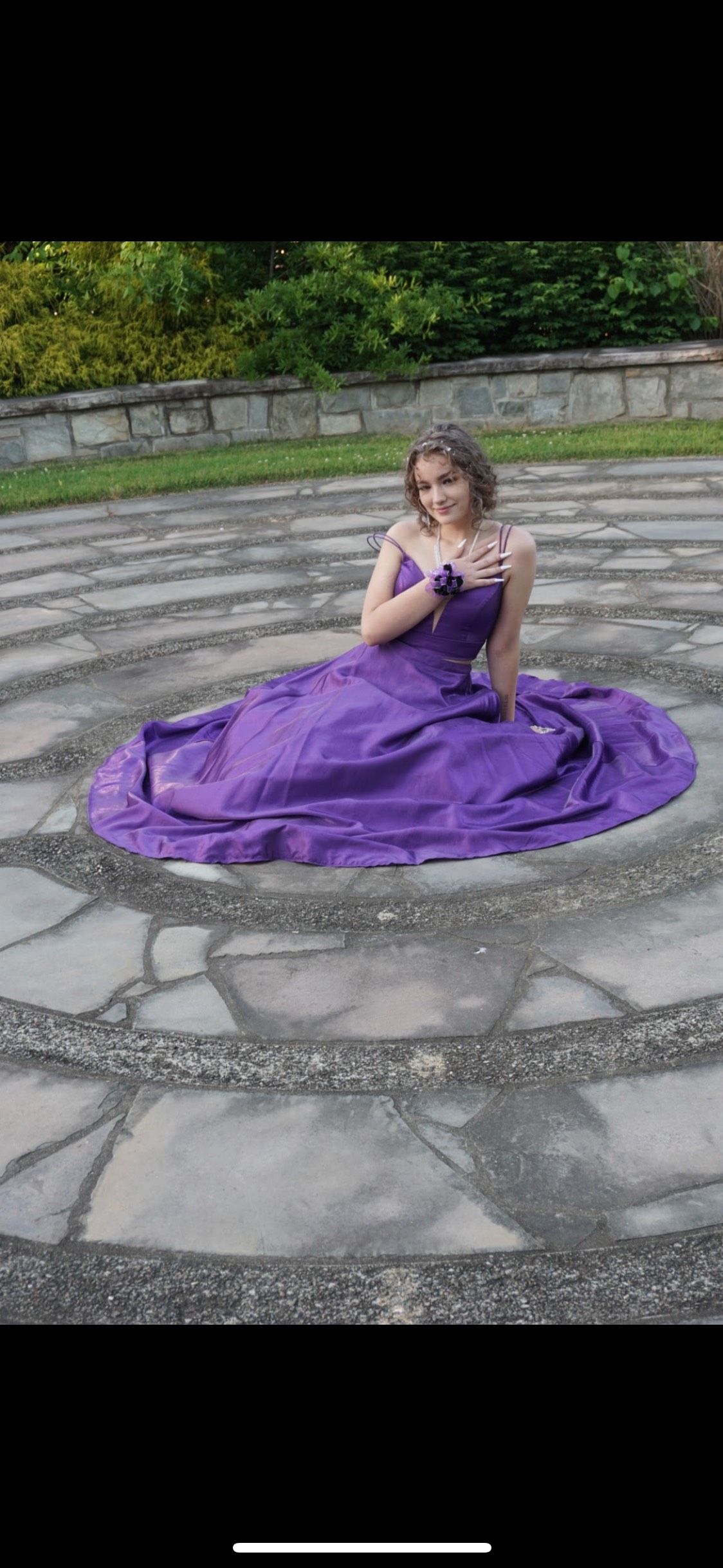 2 cute Size 8 Prom Purple Ball Gown on Queenly